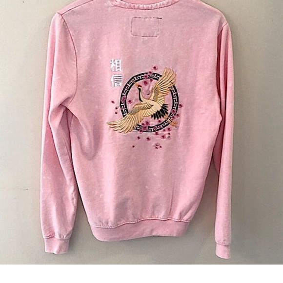 Blind Rooster Pink “Believe” Crew Neck Embroidered Sweatshirt Large - Picture 6 of 6